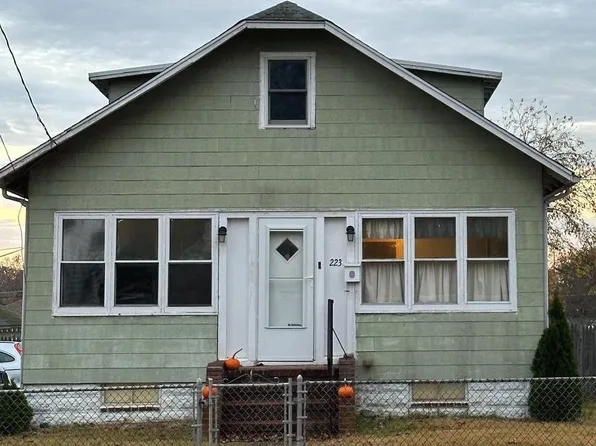 223 W Evesham Rd, Runnemede, NJ 08078