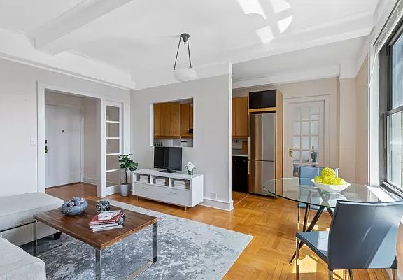 2nd image of 310 W 106th St #16E
