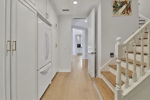 5427 Encino Ave — Photo 23