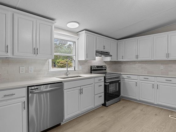 5th image of 6568 Celestial Pine Dr