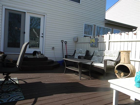5th image of 7598 Sycamore Woods Ln