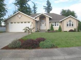212 Oakdale Dr, Everson, WA 98247