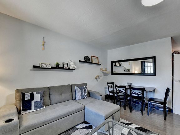 5th image of 3071 Colonial Way APT J