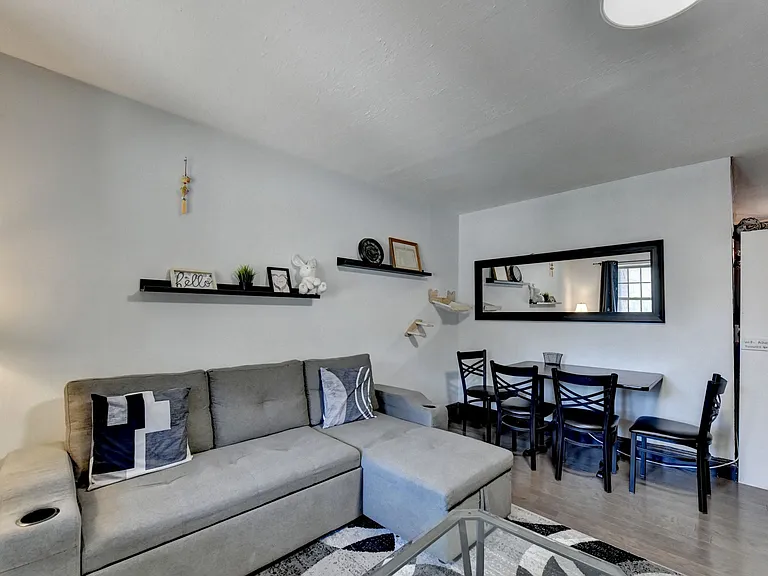 3071 Colonial Way #J — Photo 5