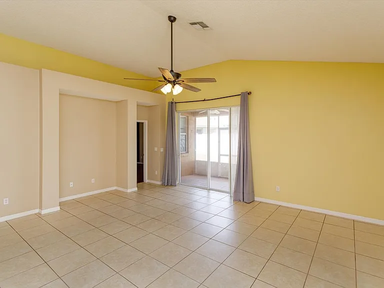 5537 Burlwood Dr — Photo 12