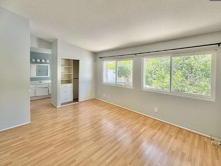 12587 Montellano Ter — Photo 15