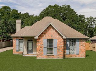 101 River Run Ct, New Roads, LA 70760