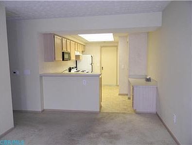 5th image of 279 Windemere Cir