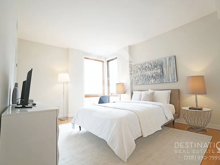546 4th Ave #8B — Photo 9