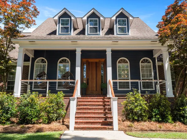 114 Dogwood Dr, Hattiesburg, MS 39402