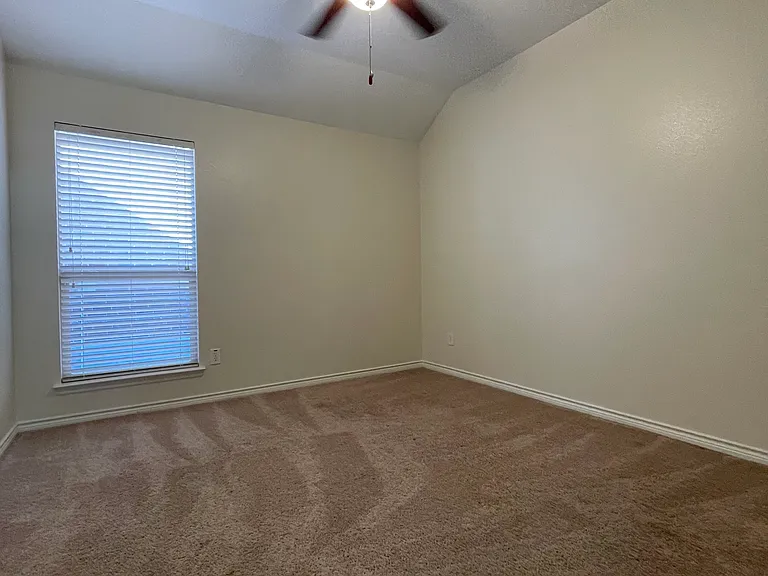 10525 Flat Creek Trl — Photo 16
