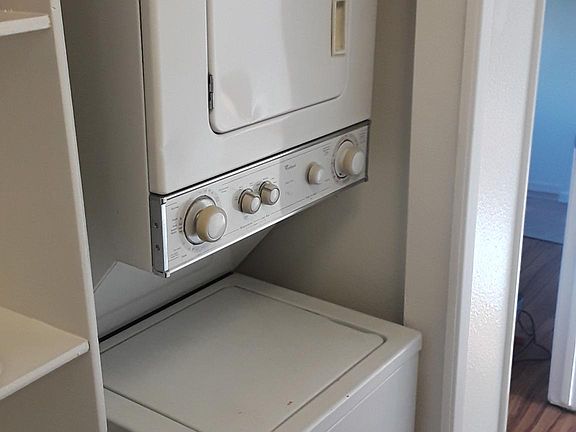 2nd image of 411 W 4th St APT 7