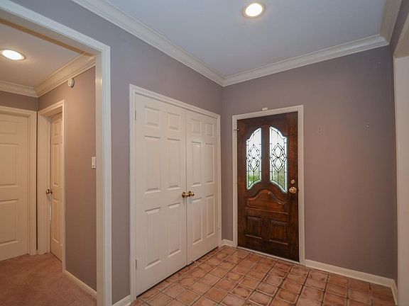 5th image of 106 Blancroft Ct