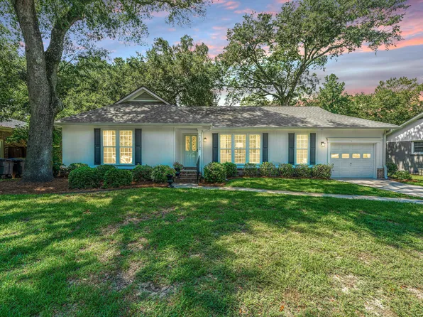 1212 Old Wanus Dr, Mount Pleasant, SC 29464