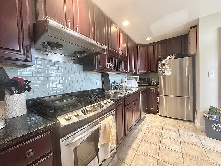 313 Tappan St #2 — Photo 1