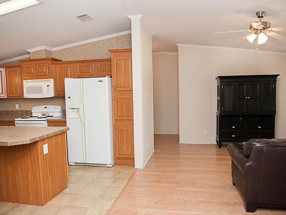 4th image of 6766 Doe Trail Ct