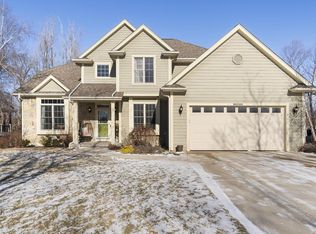 N66W4800 Cedar Reserve Cir, Cedarburg, WI 53012