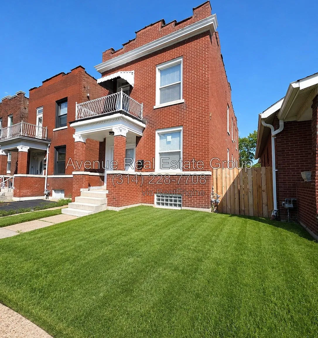 3 bed, 3.0 bath, 2028 sqft, $2,600 — Photo 1