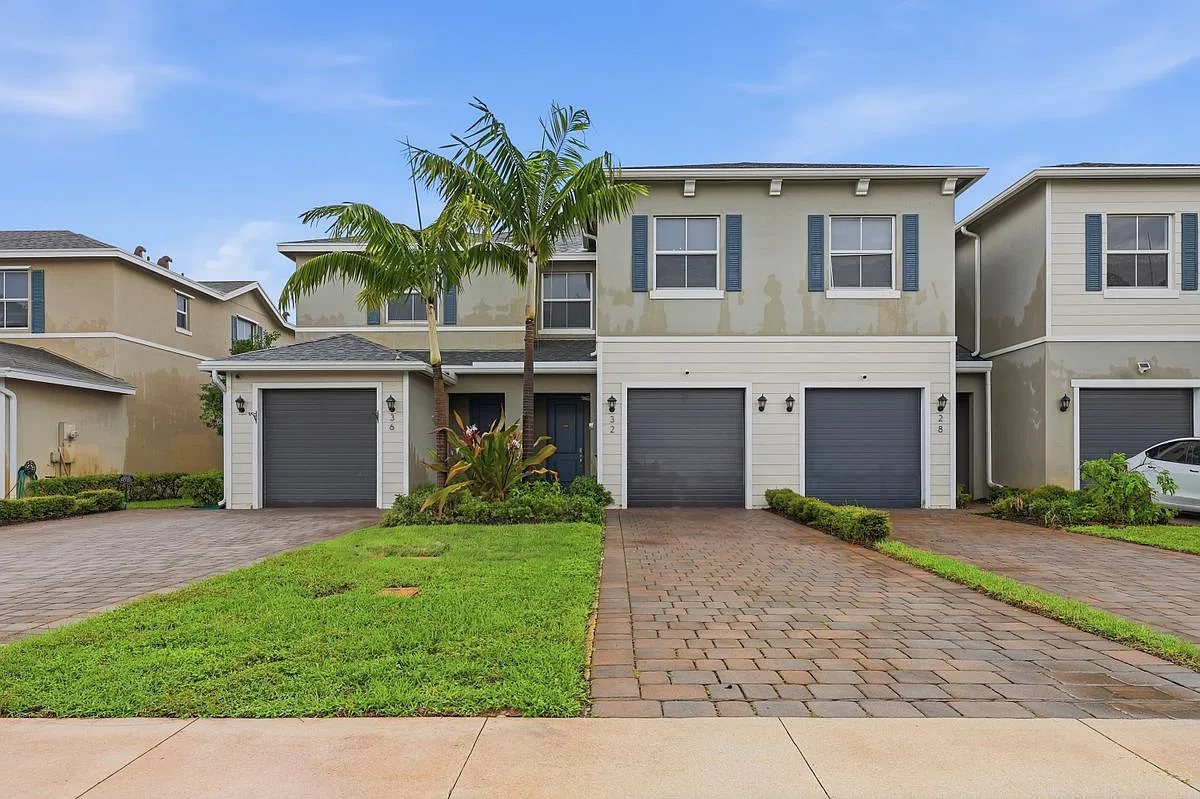3 bed, 2.5 bath, 1532 sqft, $3,400 — Photo 2