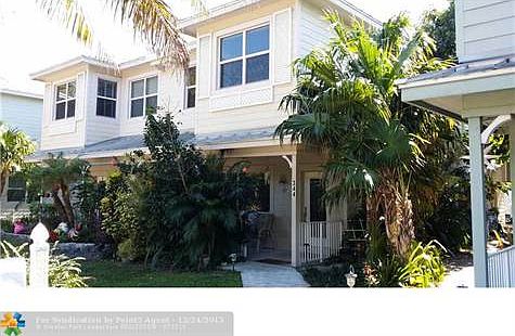 1st image of 344 NE 21st Ct