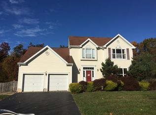 12 Willetta Dr, Jackson, NJ 08527