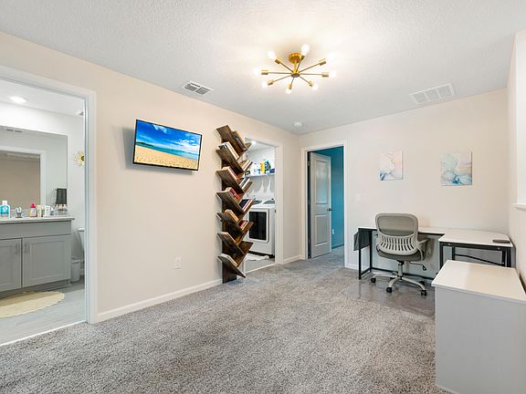 5th image of 3936 SE Caladium Ct
