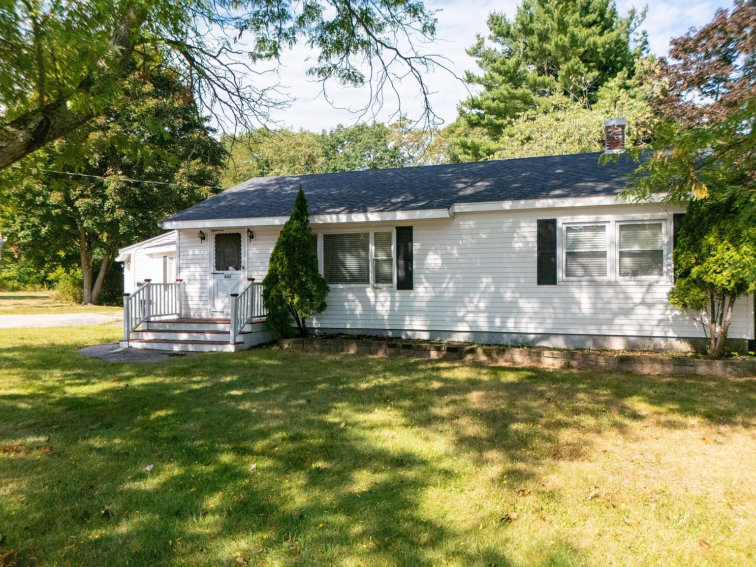 843 Highland Avenue - 1 — Photo 1