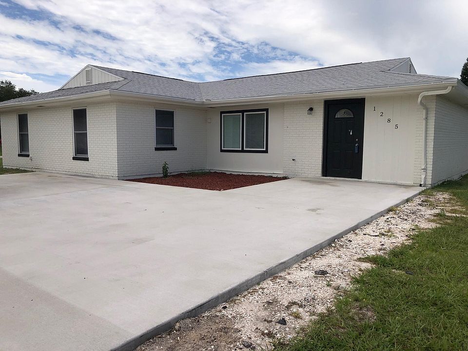 1st image of 1285 SE Port St Lucie Boulevard