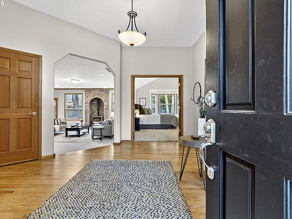 5th image of 5778 SE McNary Rd