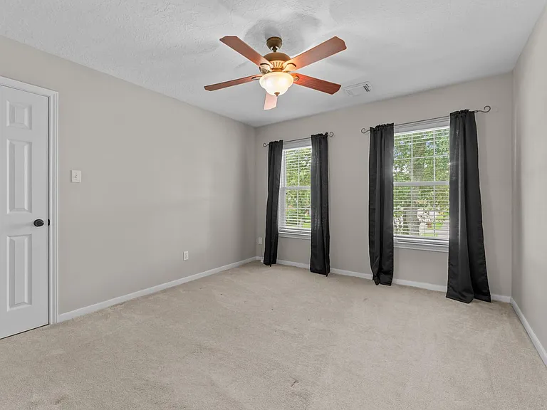 1602 Seminole St — Photo 30