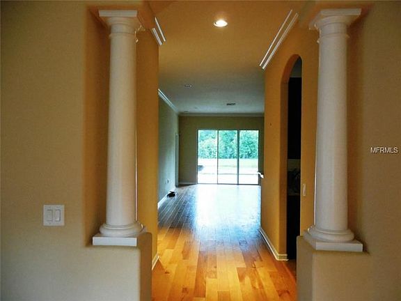 3rd image of 8108 Savannah Point Ct