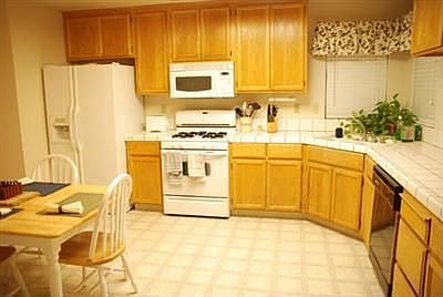 3rd image of 874 Cedar Canyon Cir
