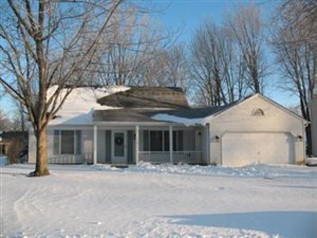 1st image of 33390 Canterbury Rd