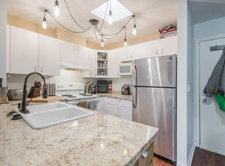 6359 198th St #415, Langley, BC V2Y2E3