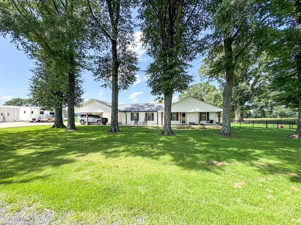 948 George Weakley Rd, Dyersburg, TN 38024