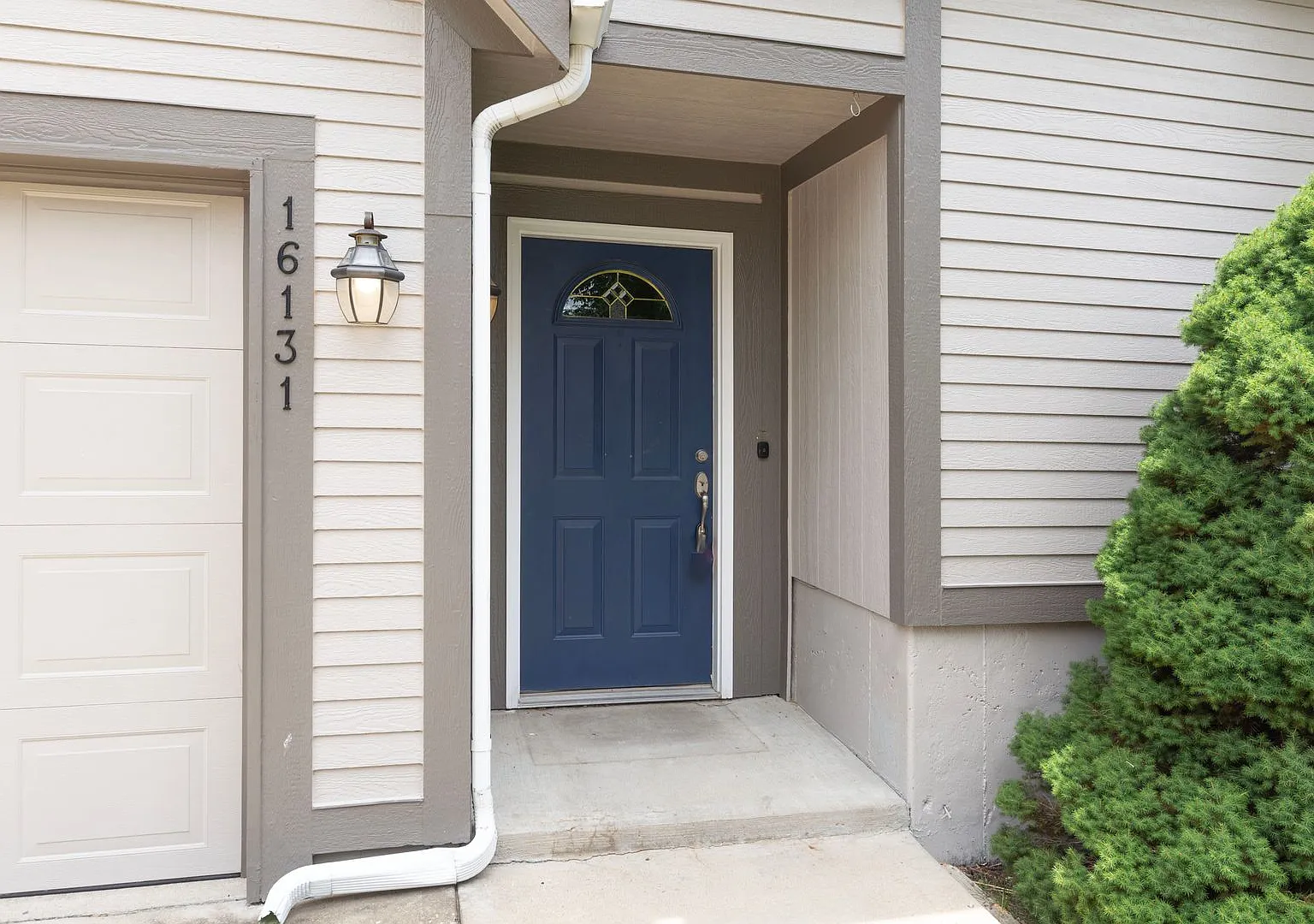 3 BR/3BA | Newly Renovated Single Family Home | 2-Car Garage | Gated backyard — Photo 2