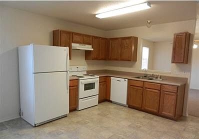 2nd image of 4407 Waterside Dr