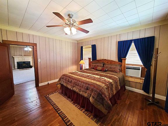 5th image of 5598 County Road 415 W