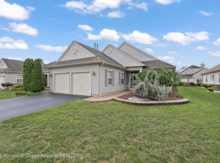 7 Comiche Ct, Manchester, NJ 08759