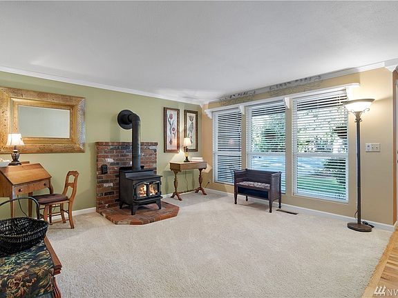 3rd image of 22909 NE 20th Pl