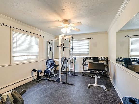 5th image of 8613 Countryside Dr