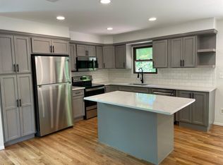 165 Colabaugh Pond Rd, Croton On Hudson, NY 10520