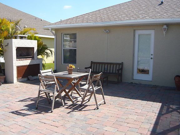 3rd image of 454 E Key Lime Sq SW