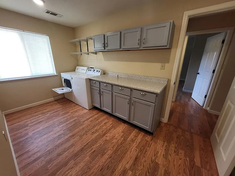 4759 August Dr — Photo 13