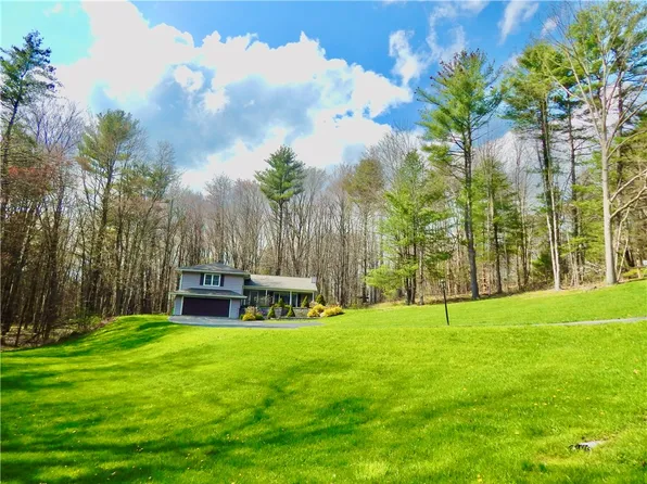 183 Hillside Dr, Oneonta, NY 13820