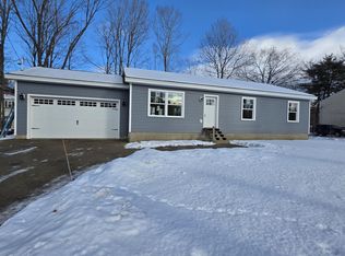 12 Harrison Ave, Springvale, ME 04083