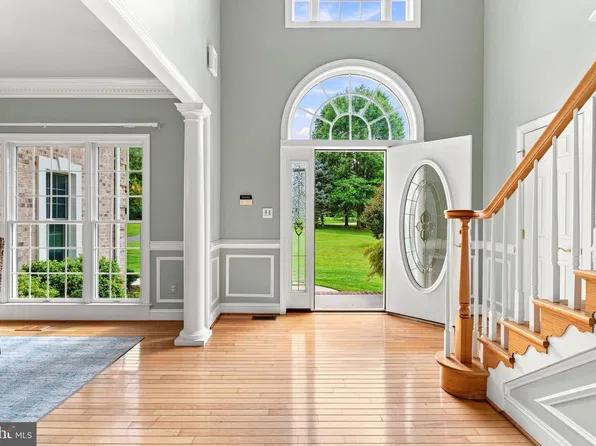 11911 Manor Rd, Glen Arm, MD 21057
