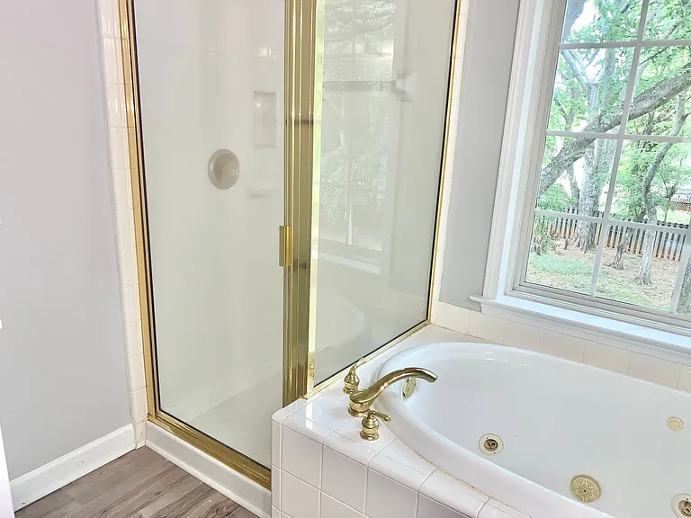 1464 The Xing — Photo 13