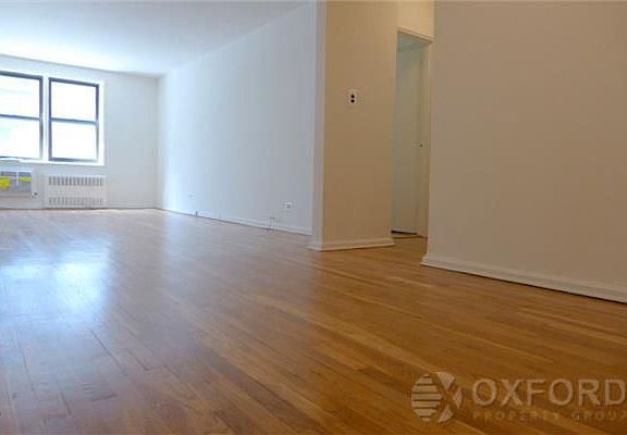 2nd image of 1360 York Ave APT 7E