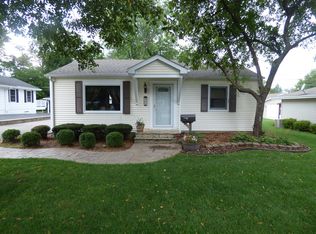 445 S Pine St, New Lenox, IL 60451